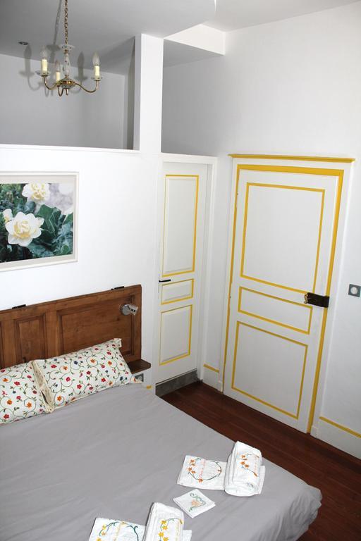Chambres D'Hotes L'Enclos Des Jacobins Сен-Жірон Екстер'єр фото
