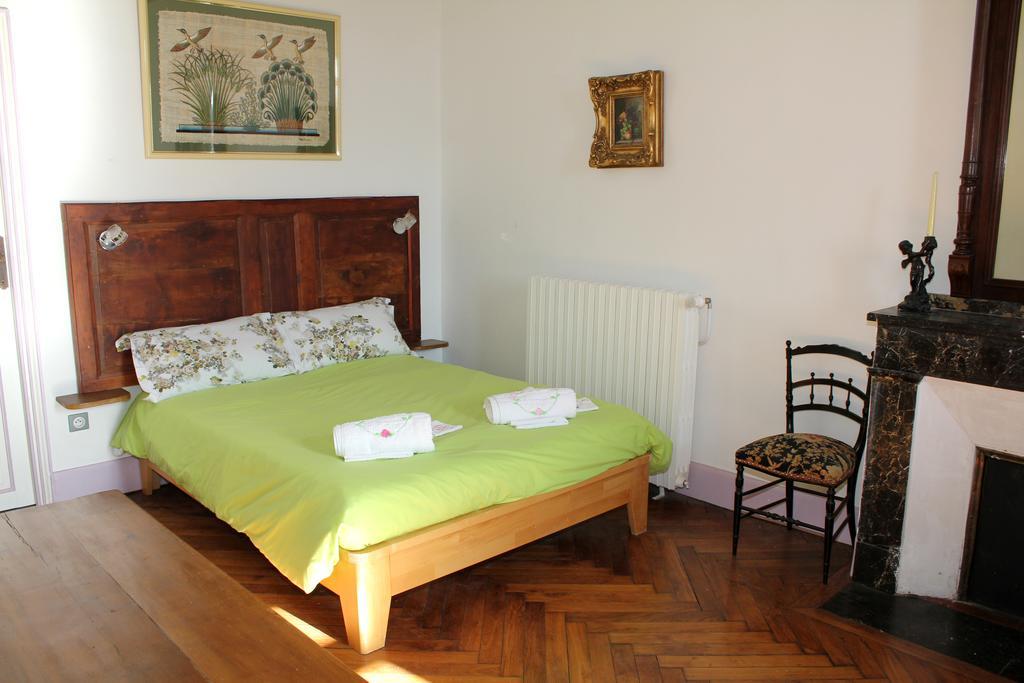 Chambres D'Hotes L'Enclos Des Jacobins Сен-Жірон Екстер'єр фото